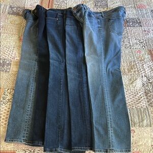 Loft Set of Denim Jeans in Various Shades Straight Leg Size 28/6